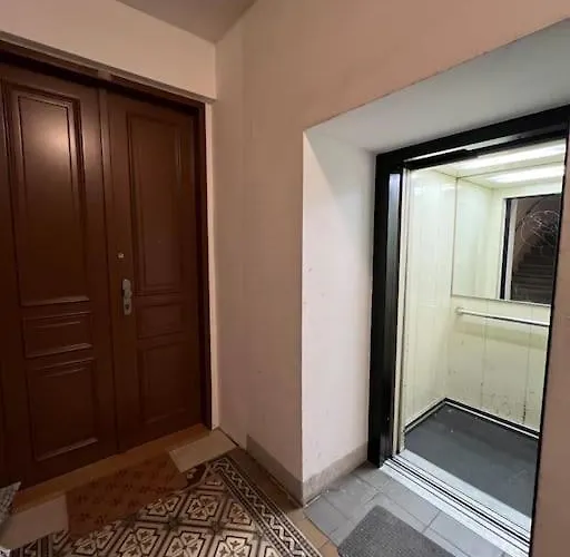 Апартаменти Near Hauptbahnhof - Kingsize Bed Відень